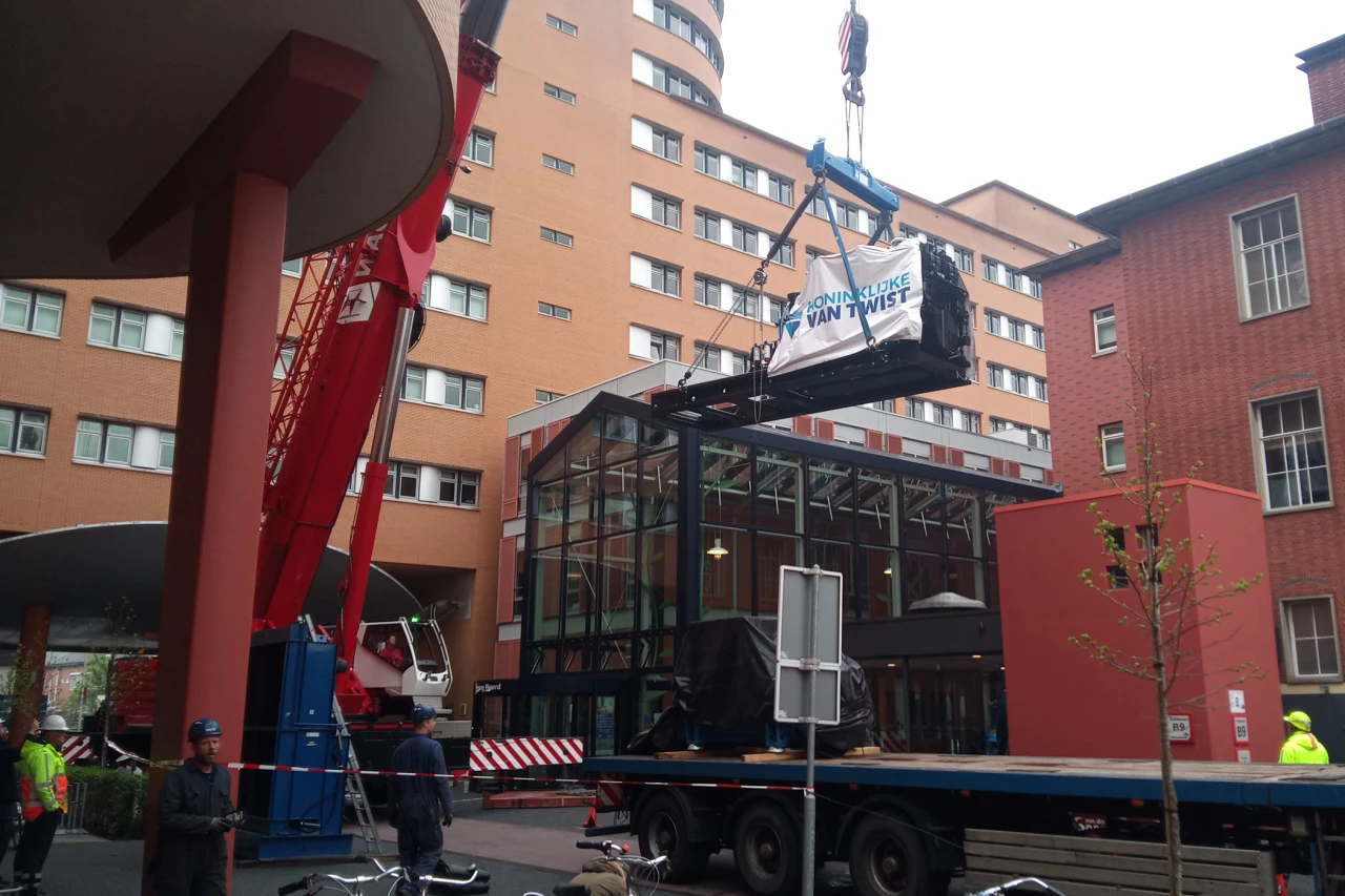 klantcase_upgrade_noodstroominstallatie_2x3130kva_ziekenhuis_b.webp
