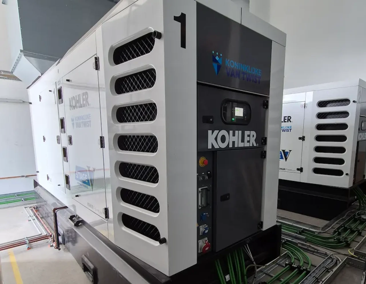 microgrid installatie met Stage V dieselaggregaten en BESS