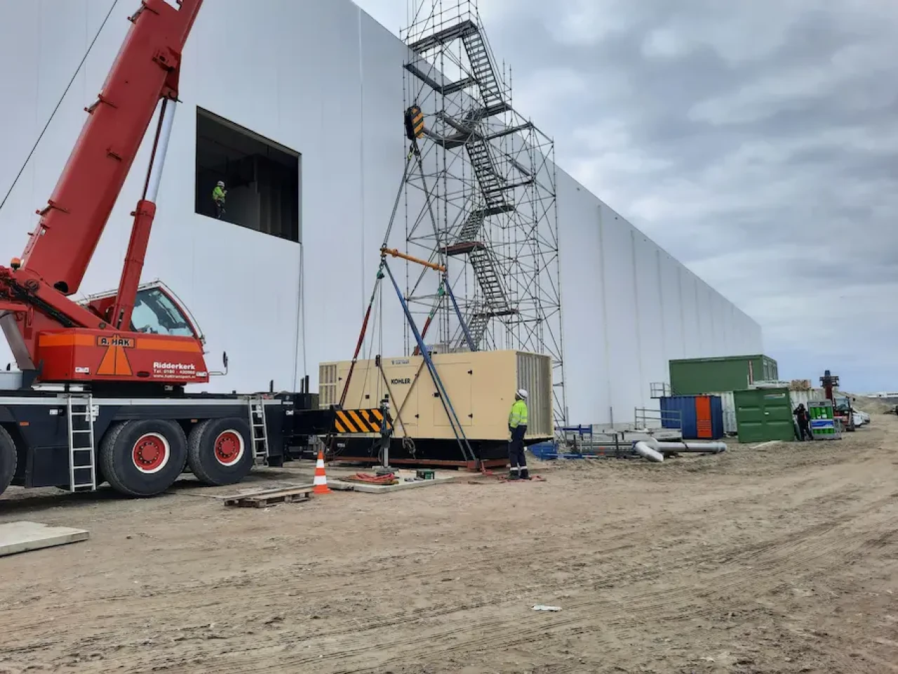 1000 kVA diesel noodstroominstallatie voor logistiek magazijn
