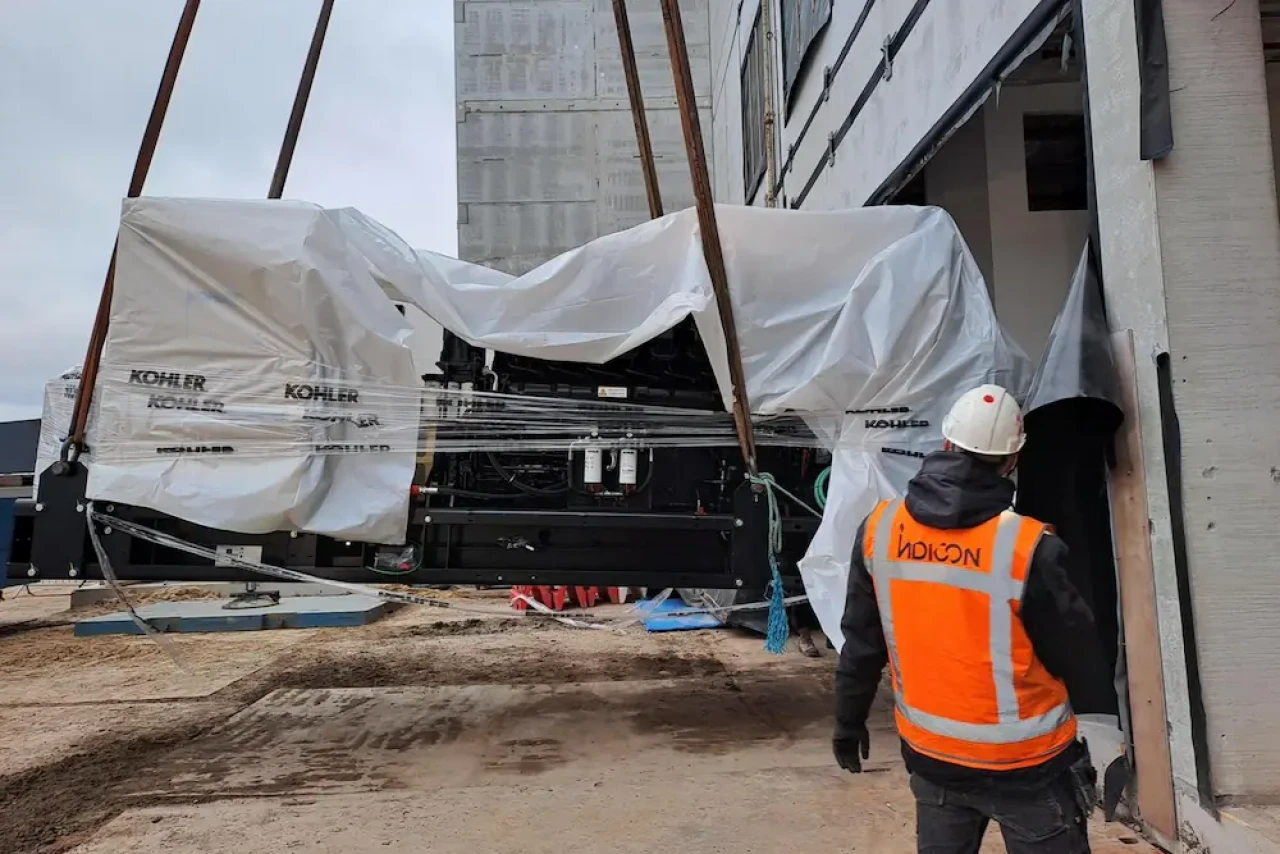 datacenter noodstroominstallatie met SCR uitlaatgasreductie