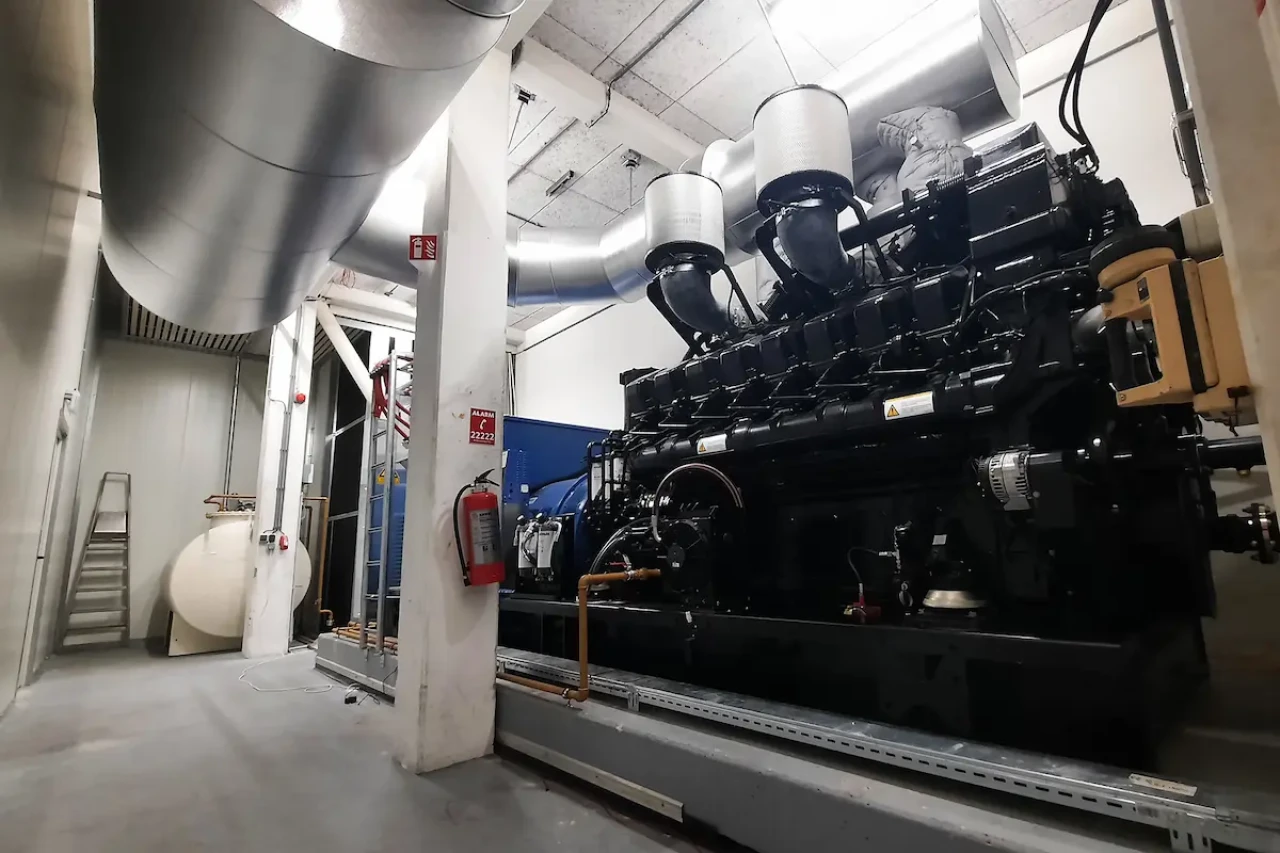 upgrade noodstroominstallatie ziekenhuis met 2x 3130 kVA aggregaten